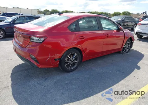 2023 Kia Forte Lxs z USA, uszkodzony, nr VIN 3KPF24AD9PE582727